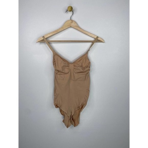 SKIMS Seamless Sculpt Sculpting Women's Bodysuit Clay Size: 4XL/5XL NWOT - Picture 2 of 6